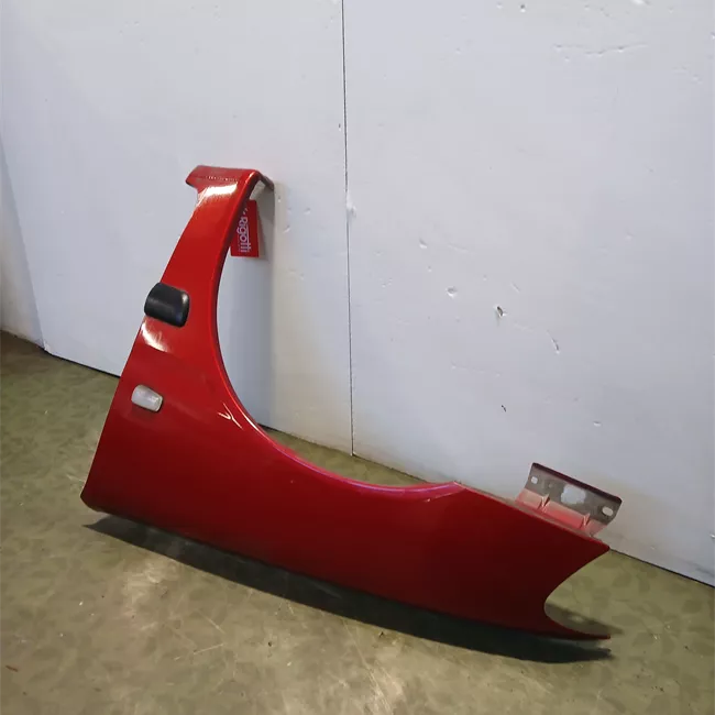 Parafango anteriore sinistro