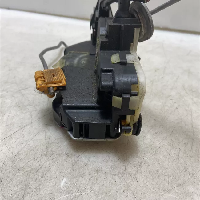 Serratura porta posteriore destra