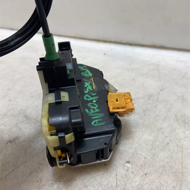 Serratura porta posteriore sinistra con chiusura elettrica