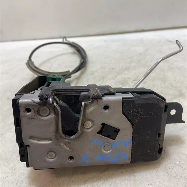 Serratura porta anteriore destra