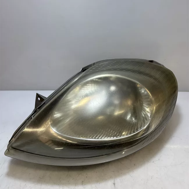 Proiettore sinistro t.6V699999<