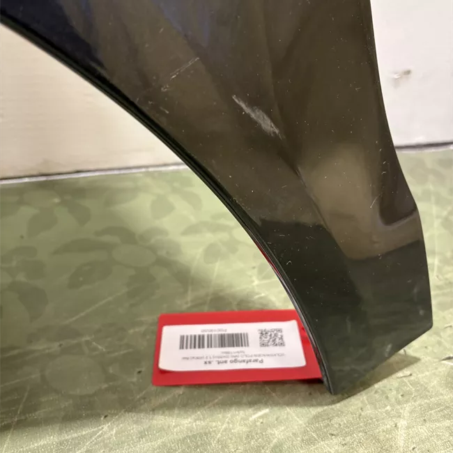 Parafango anteriore sinistro