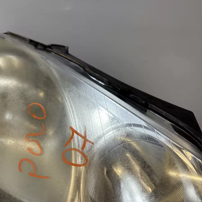 Proiettore destro Valeo