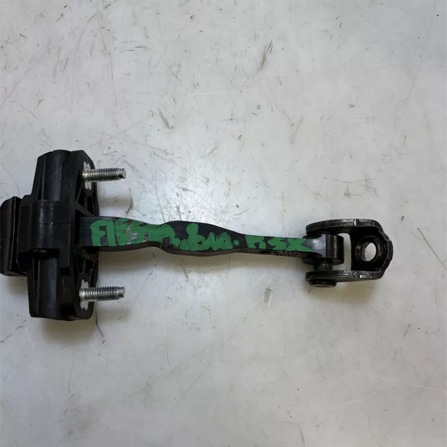 Fermo porta posteriore sinistro