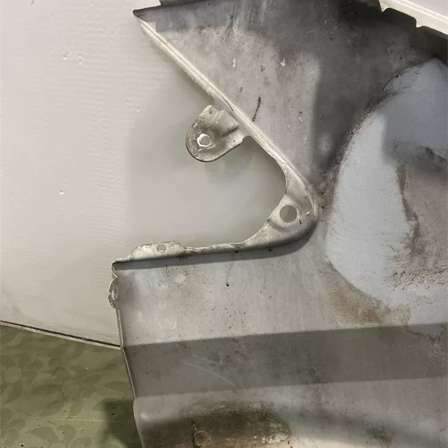 Parafango anteriore sinistro