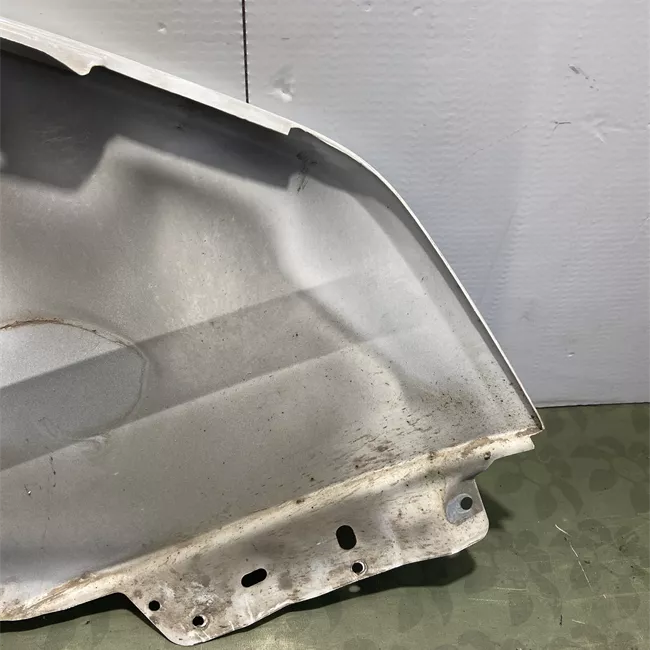 Parafango anteriore sinistro