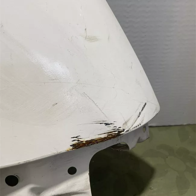 Parafango anteriore destro