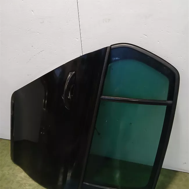 Porta posteriore destra