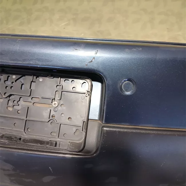 Paraurti posteriore con sensore parcheggio primer