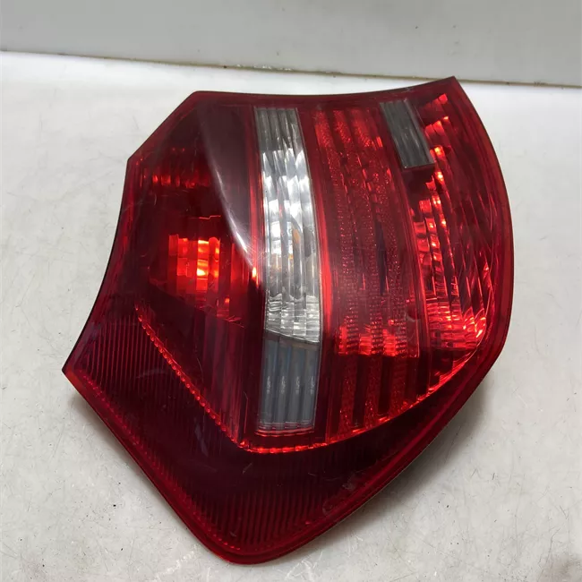 Fanale posteriore sinistro