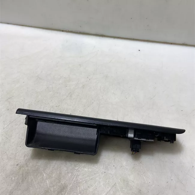 Interruttore alzacristalli porta anteriore sinistro nero