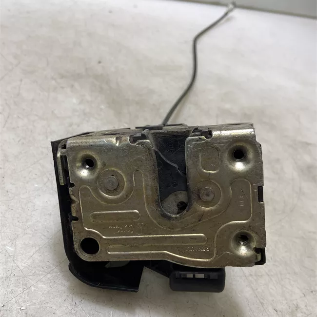 Serratura porta anteriore sinistra