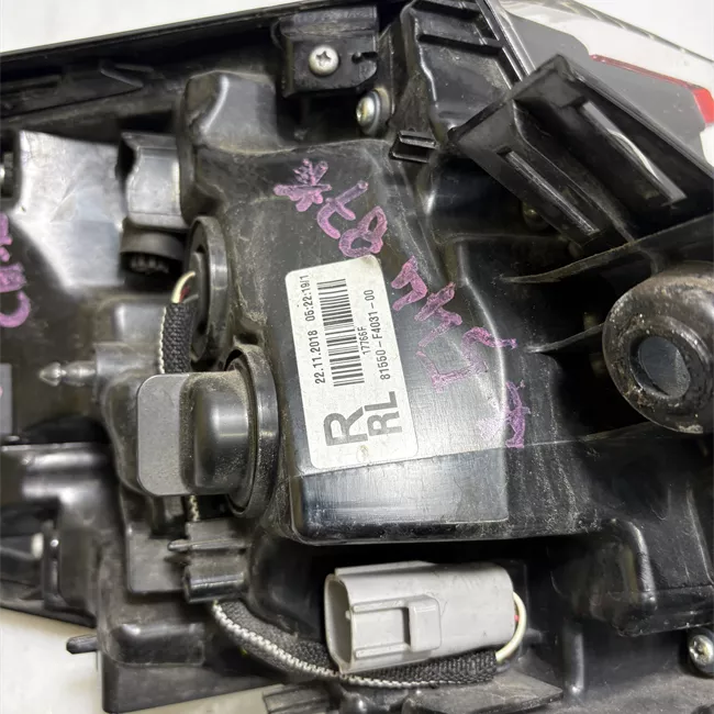 Fanale posteriore parte esterno destro Led