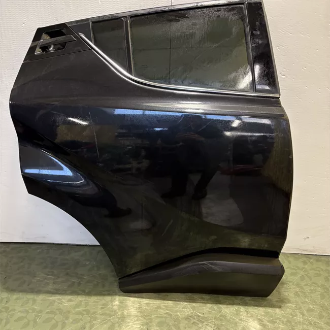 Porta posteriore destra