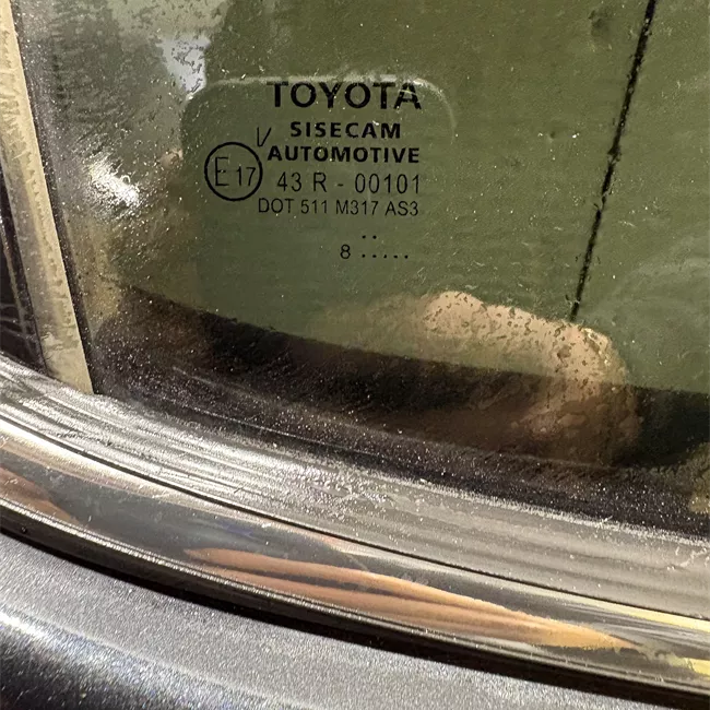 Porta posteriore destra