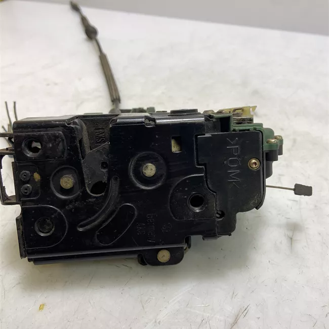 Serratura porta posteriore destra