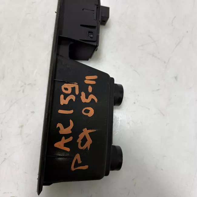 Interruttore alzacristalli porta posteriore sinistro