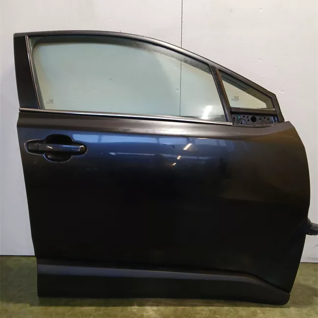 Porta anteriore destra