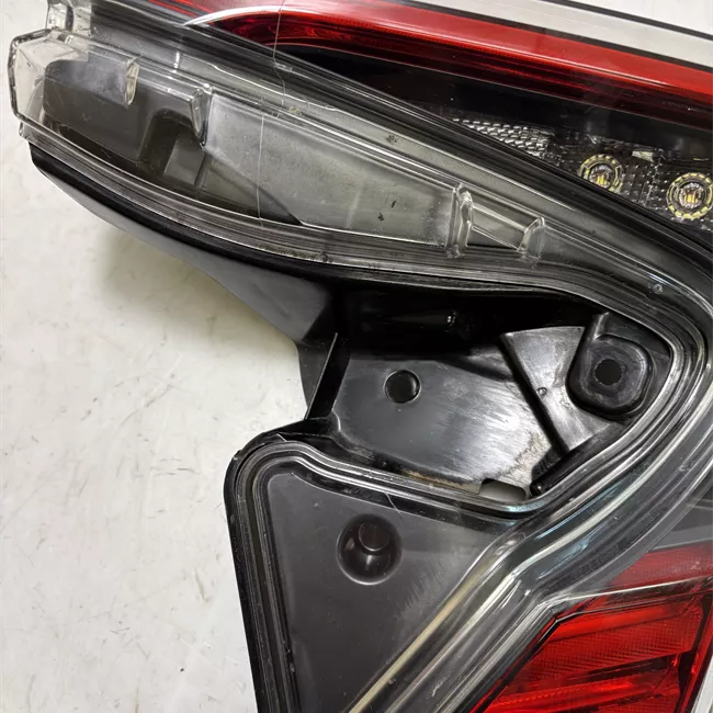 Fanale posteriore parte interno destro Led