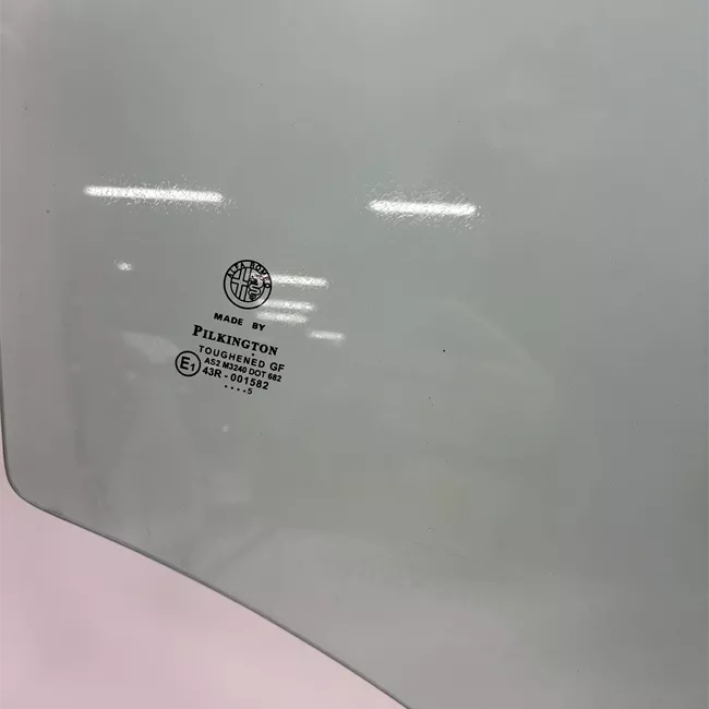 Scendente porta posteriore destro