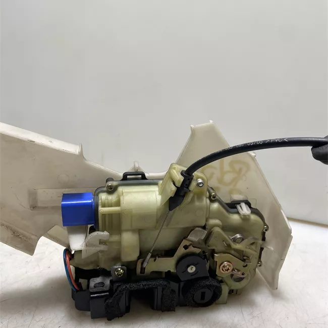 Serratura porta posteriore destra