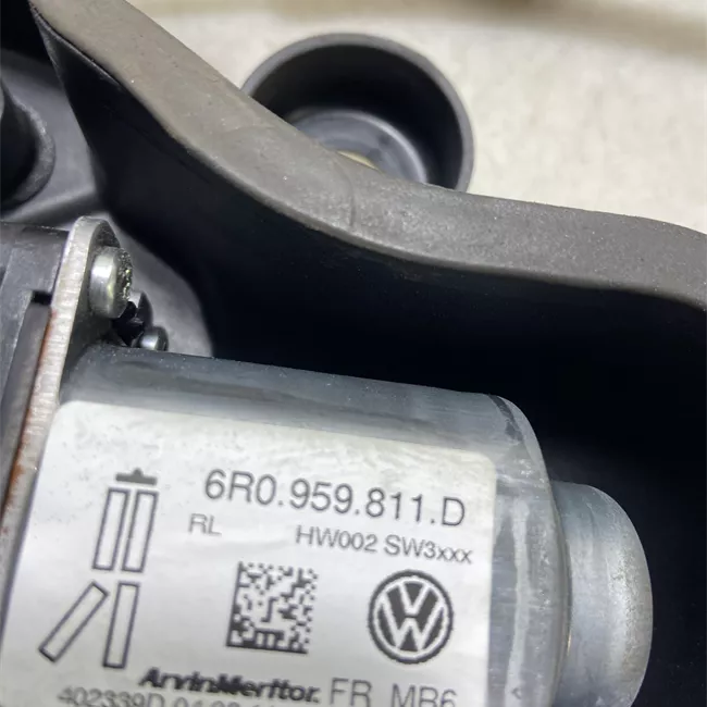 Alzacristallo elettrico porta posteriore sinistro