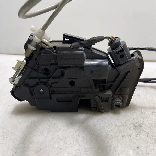 Serratura porta posteriore destra