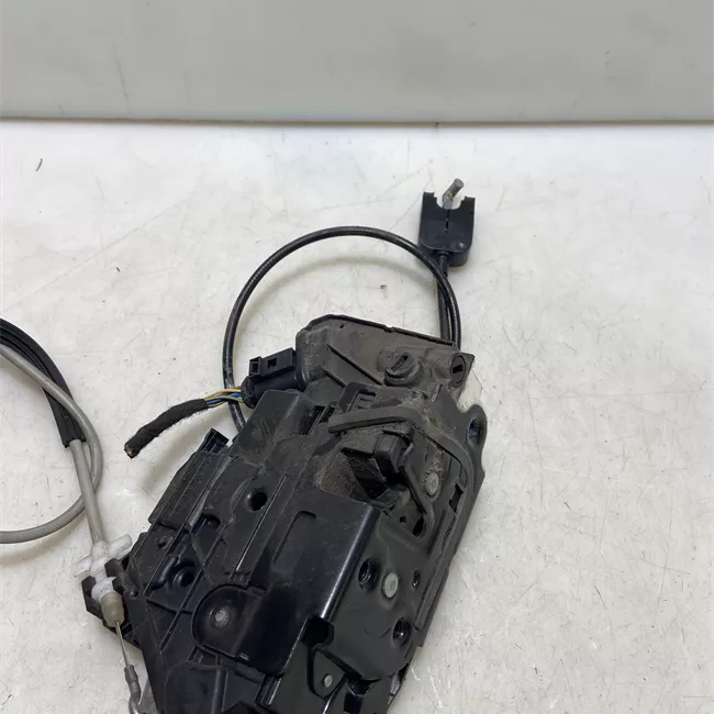 Serratura porta posteriore destra