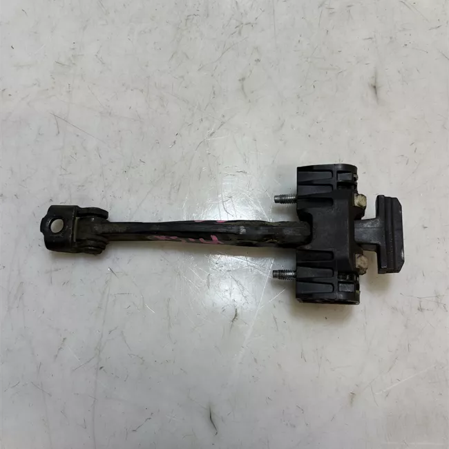 Fermo porta anteriore sinistro