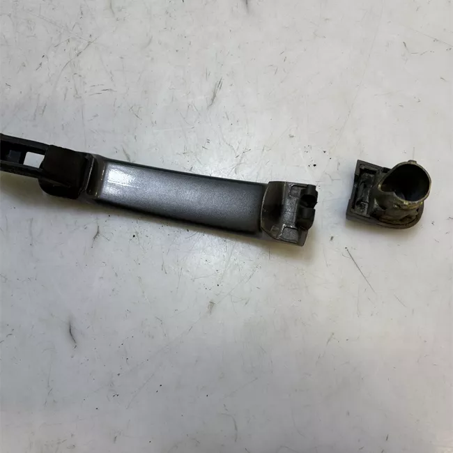 Maniglia porta posteriore destra primer