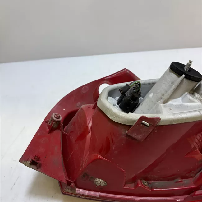 Fanale posteriore sinistro