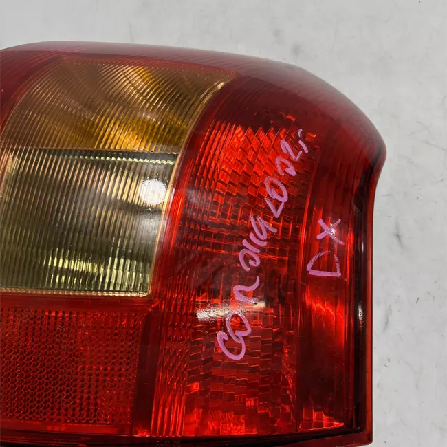 Fanale posteriore destro 05-04<