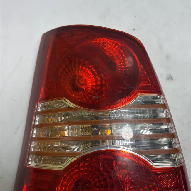 Fanale posteriore sinistro