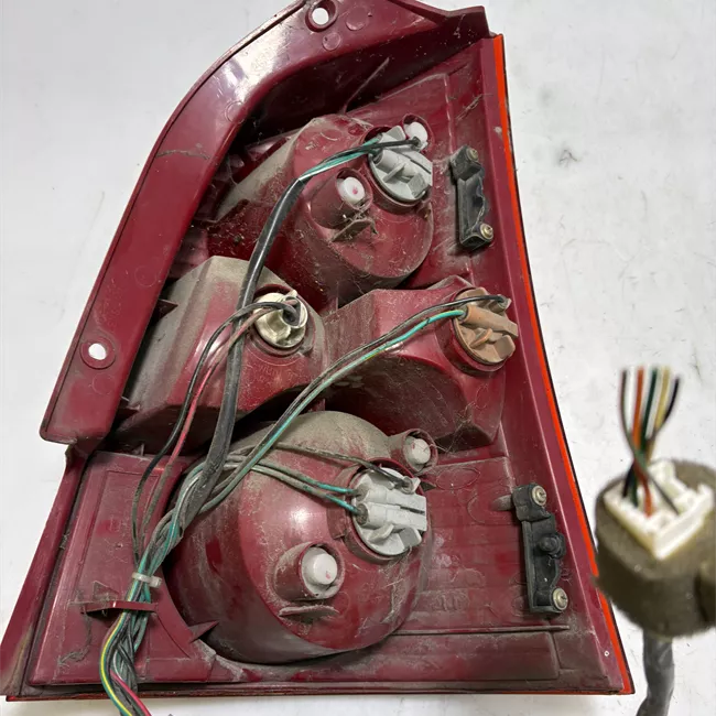 Fanale posteriore sinistro