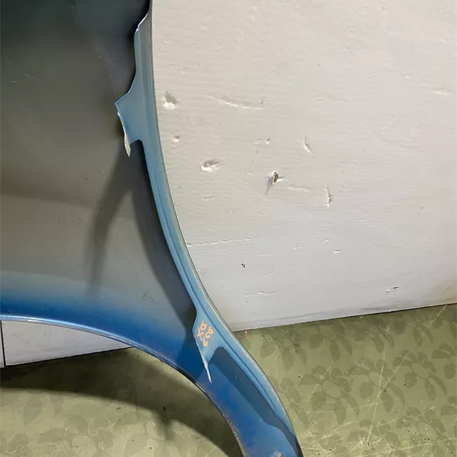 Parafango anteriore destro