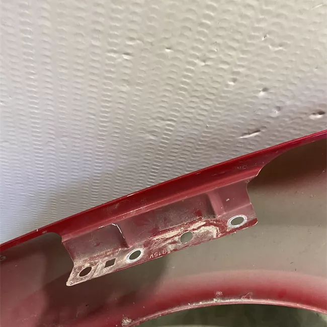 Parafango anteriore destro