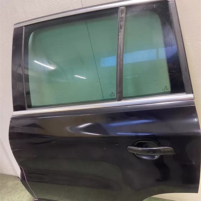 Porta posteriore sinistra