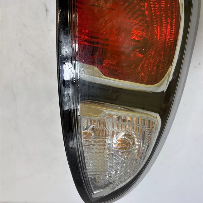 Fanale posteriore sinistro