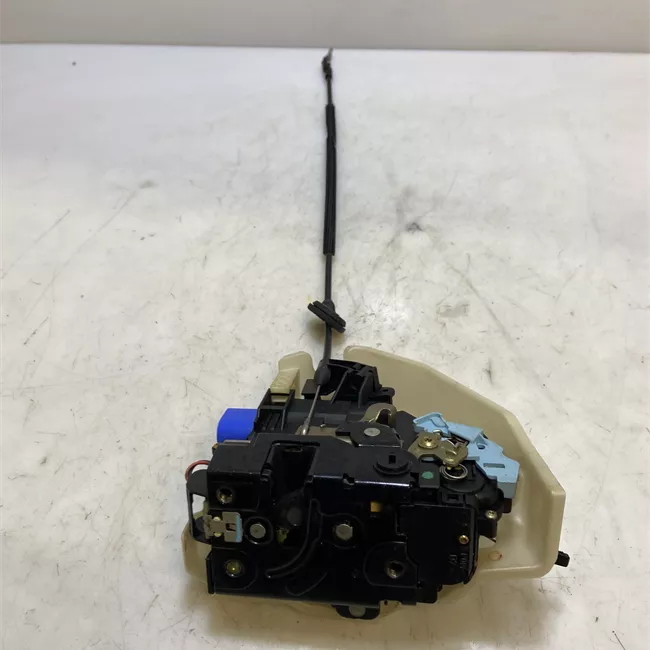 Serratura porta posteriore destra