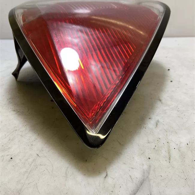 Fanale posteriore sinistro HELLA