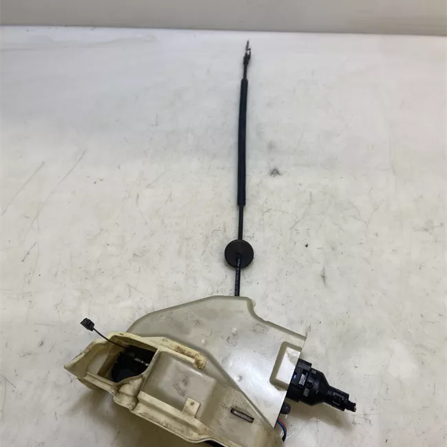 Serratura porta anteriore destra