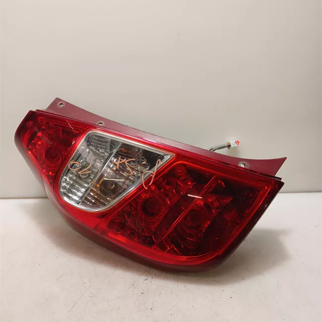 Fanale posteriore sinistro