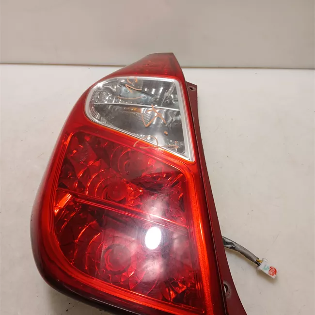 Fanale posteriore sinistro