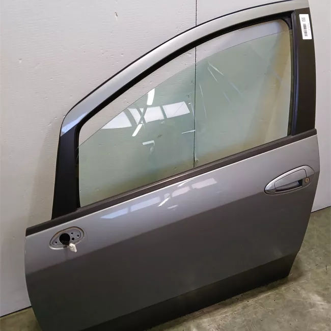 Porta anteriore sinistra