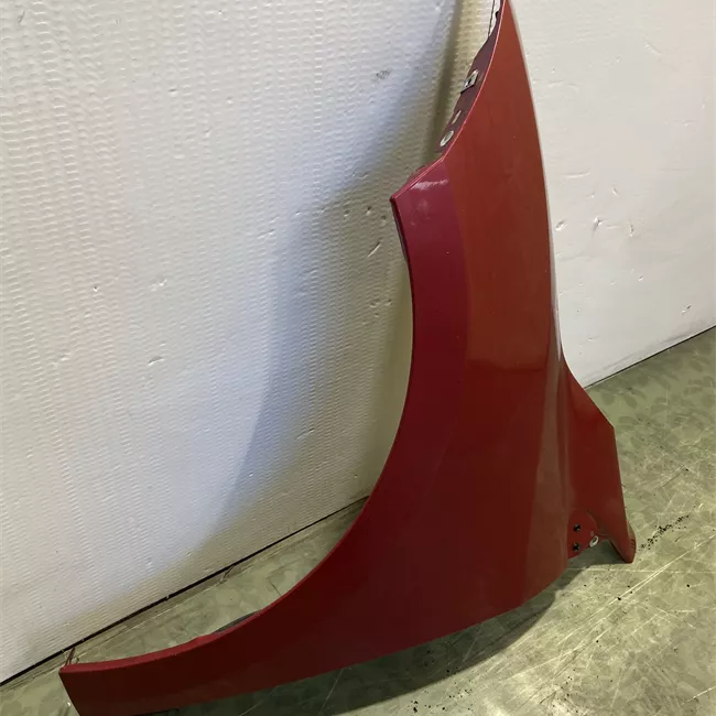 Parafango anteriore sinistro ea2;ea3;ea4;eag