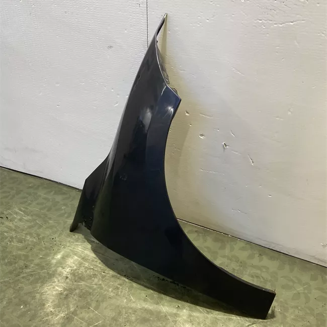 Parafango anteriore destro