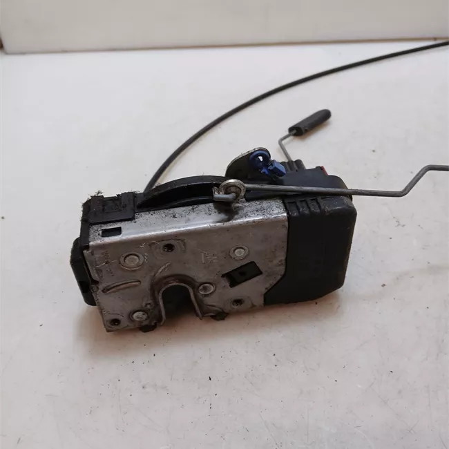 Serratura porta anteriore destra