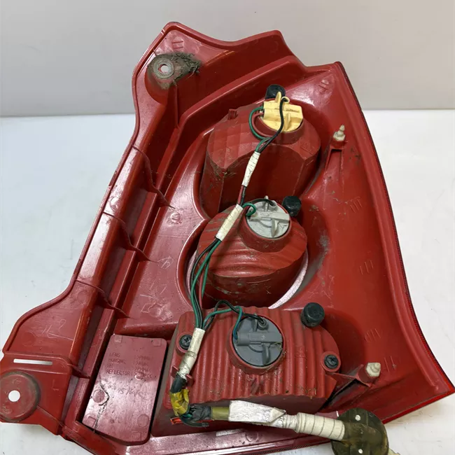 Fanale posteriore sinistro