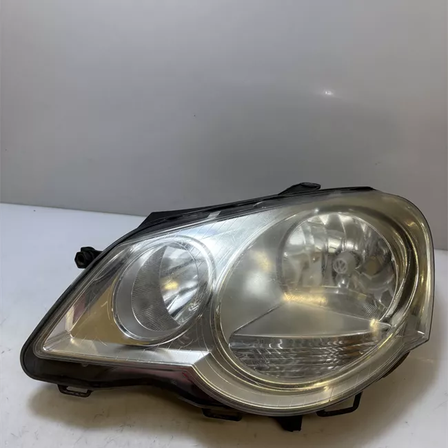 Proiettore sinistro Hella