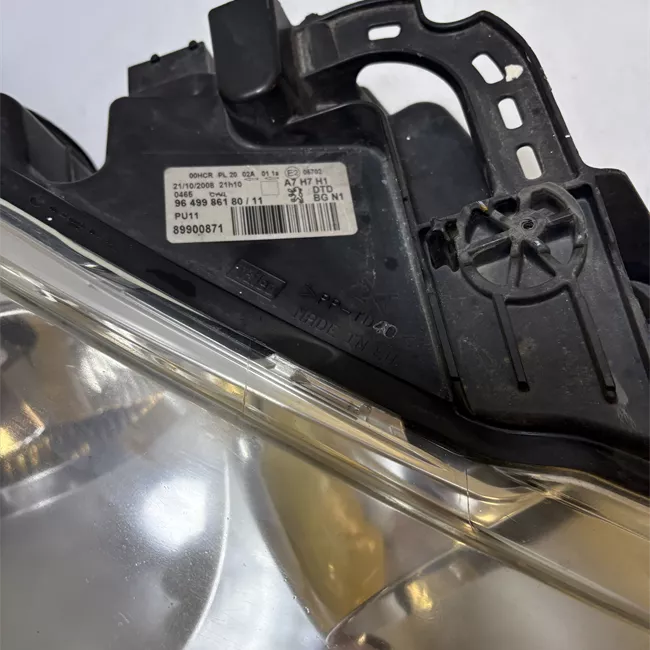 Proiettore destro Direzionale